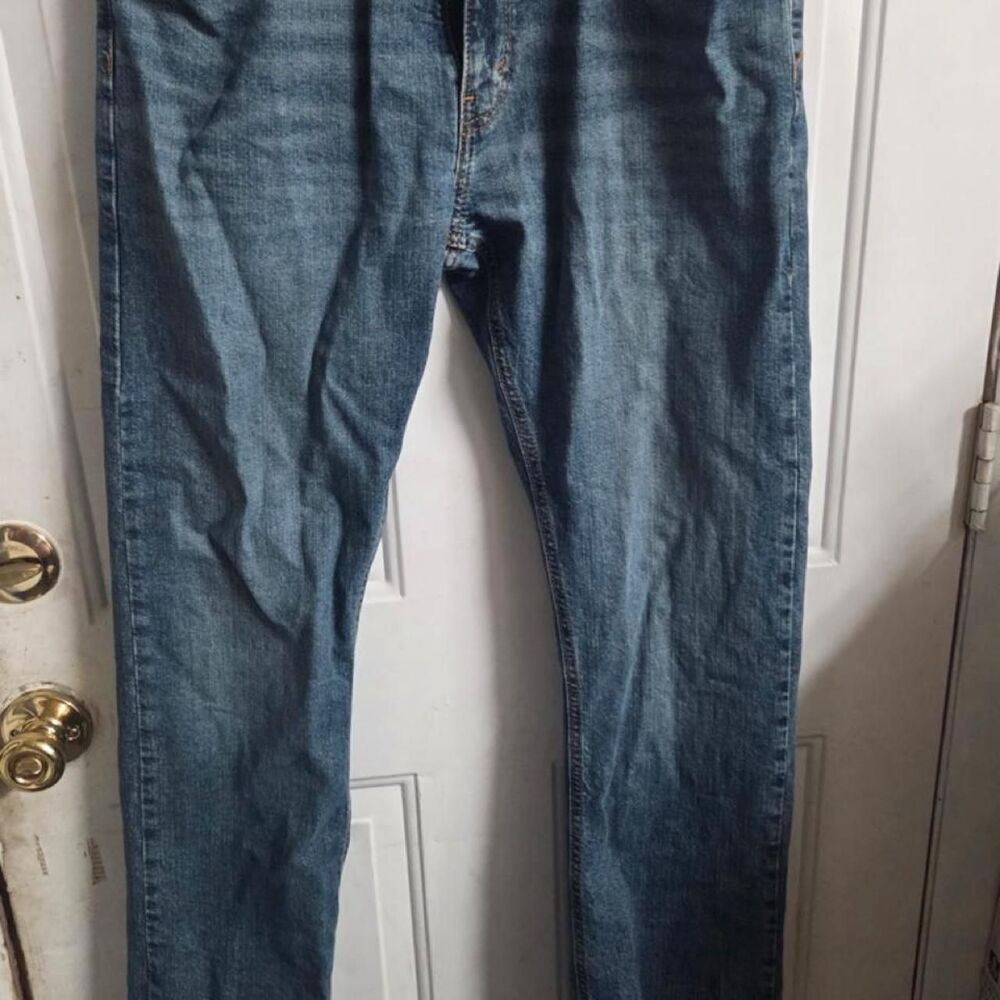 Levi-s Men's Blue and Navy Jeans